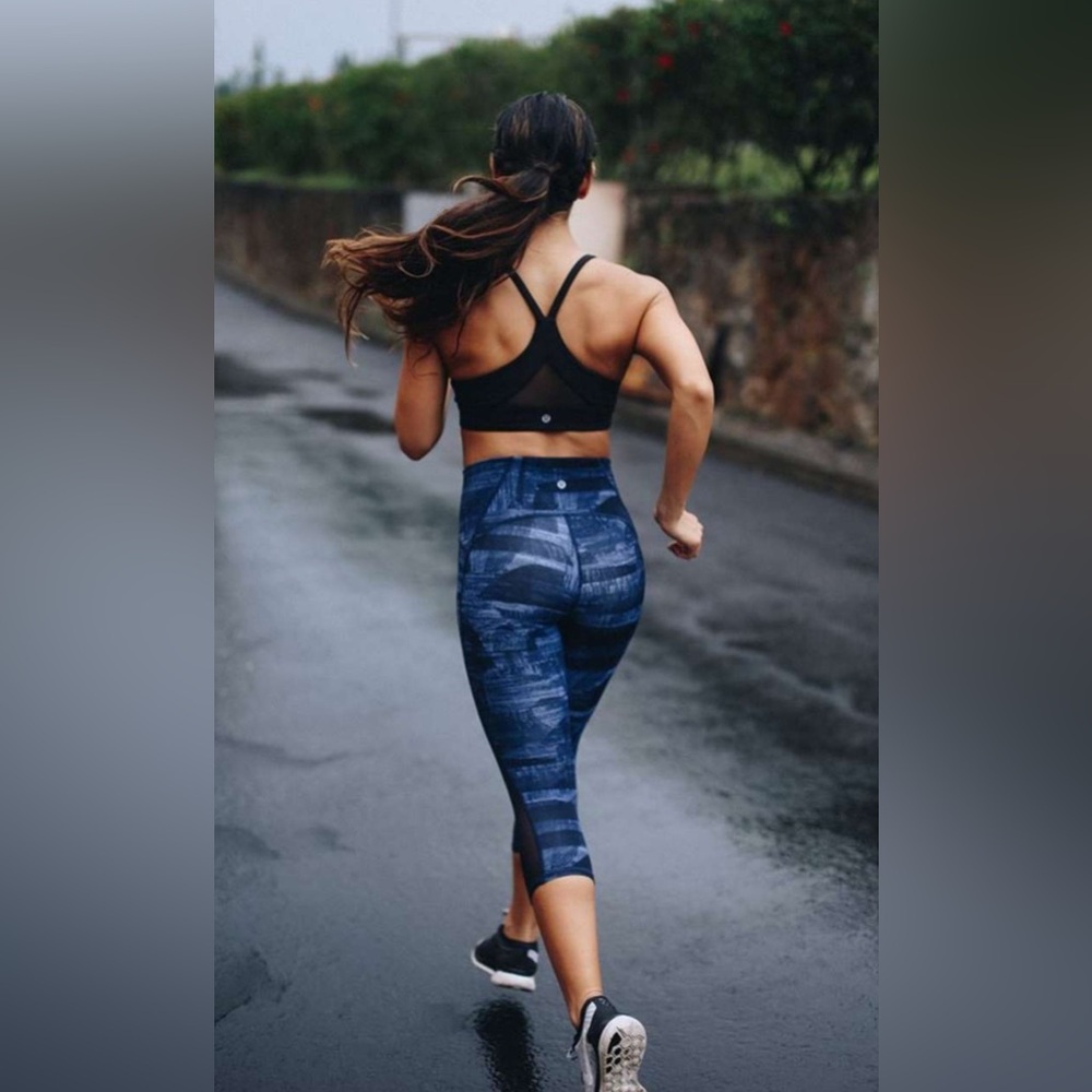 Lululemon Train Times Crop (17") Transition Multi Midnight Navy / Black